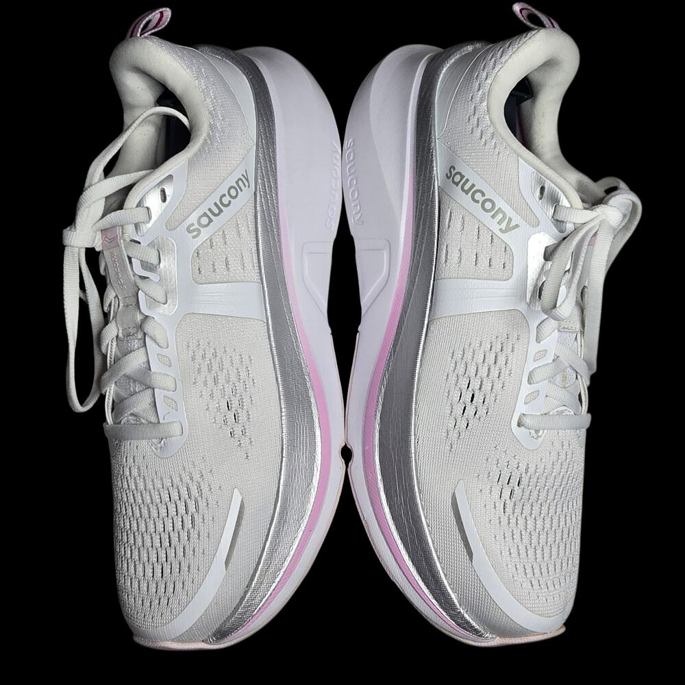 Saucony Women's Guide 18 Running Shoes White/Fuscia, Size 10 - Picture 2 of 6